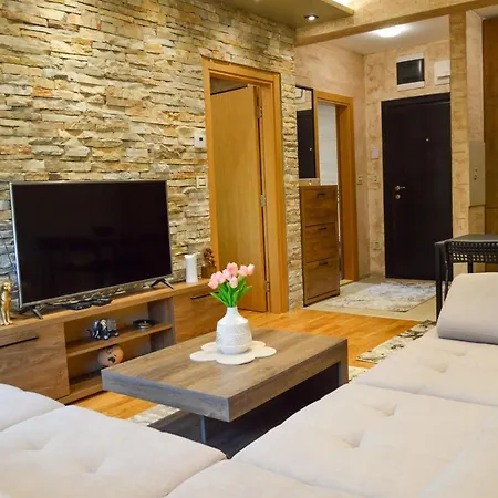 Gold Lux زلاتيبور