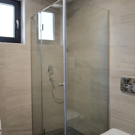 Gold Lux شقة زلاتيبور